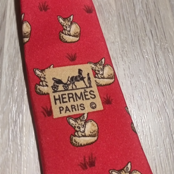 100% Silk Real Hermes Tie  RED w Baby Pups Fox - Picture 3 of 4